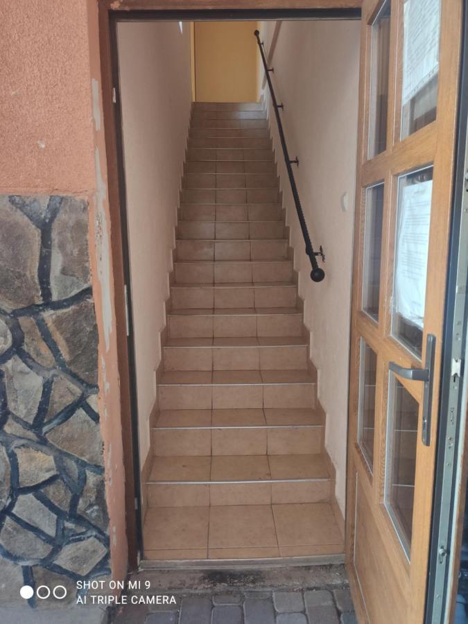 Apartments Domovik On Valenberga 3 ムカチェヴォ エクステリア 写真