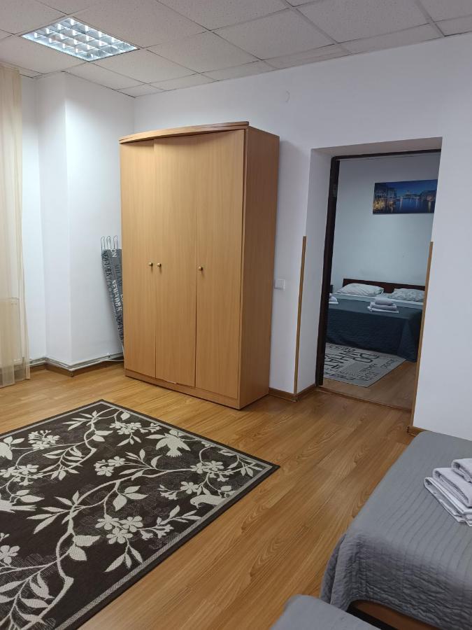 Apartments Domovik On Valenberga 3 ムカチェヴォ エクステリア 写真